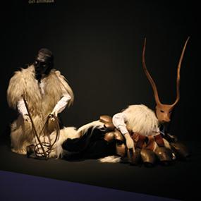 Musee-du-Masque---Monde-a-lenvers-c-O-Desart-pour-le-MICM